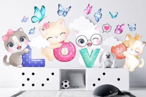 Fali matrica lányoknak cicák a LOVE felirattal 120 x 240 cm