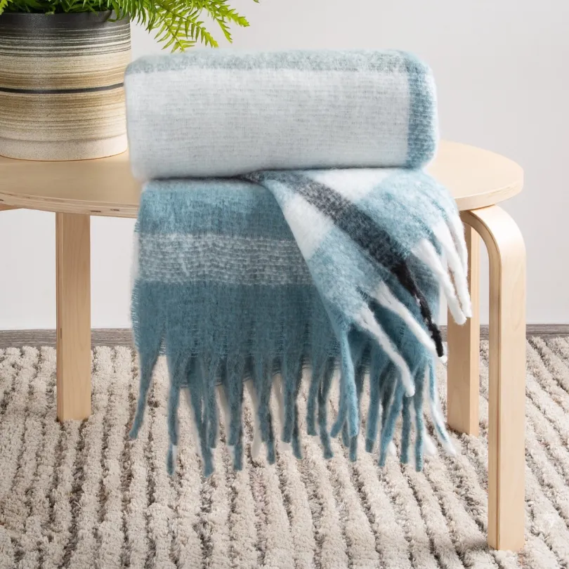 Luxus mohair takaró bojtokkal - kék Szélessé 130 cm | Hossza: 170 cm