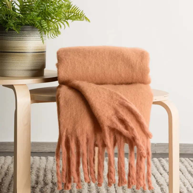 Luxus mohair takaró bojtokkal - tégla Szélessé 130 cm | Hossza: 170 cm